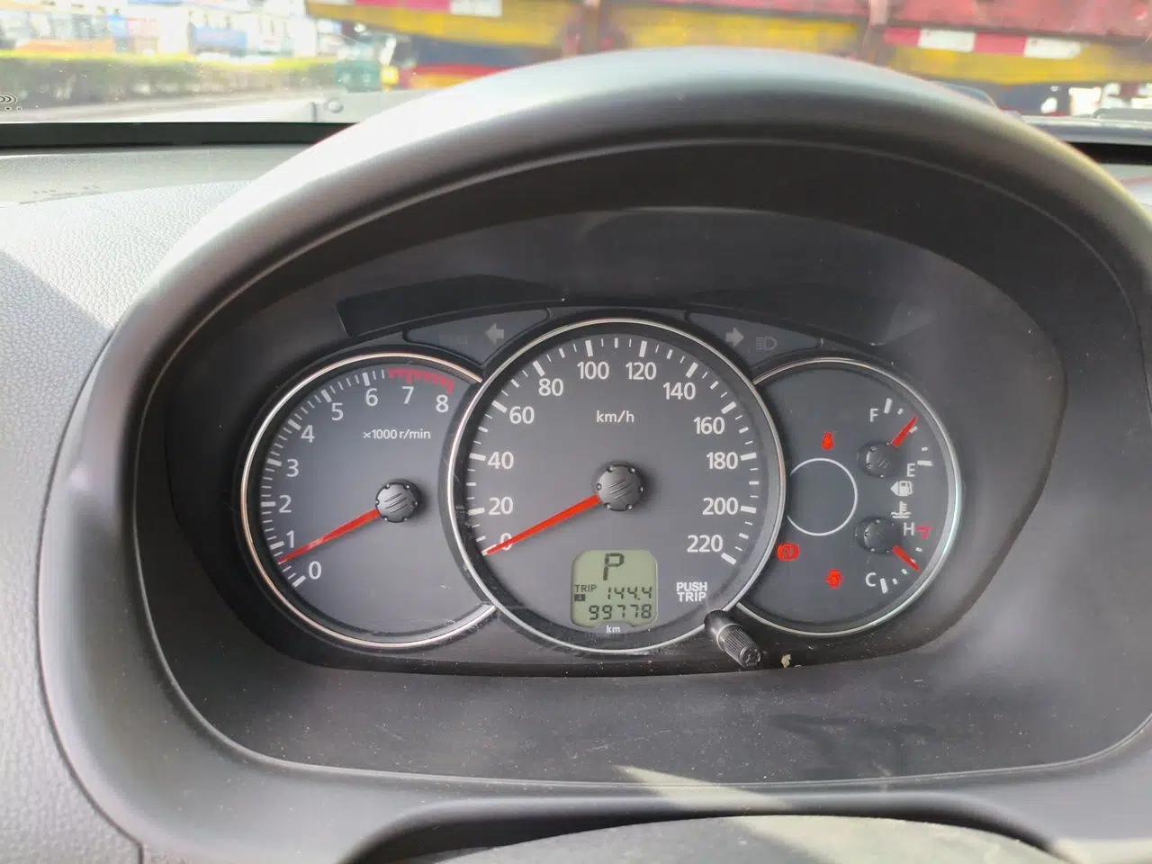 Mitsubishi Pajero Sport 2013 3.0L Automatic Two-Wheel Drive Luxury Edition — миниатюра 12
