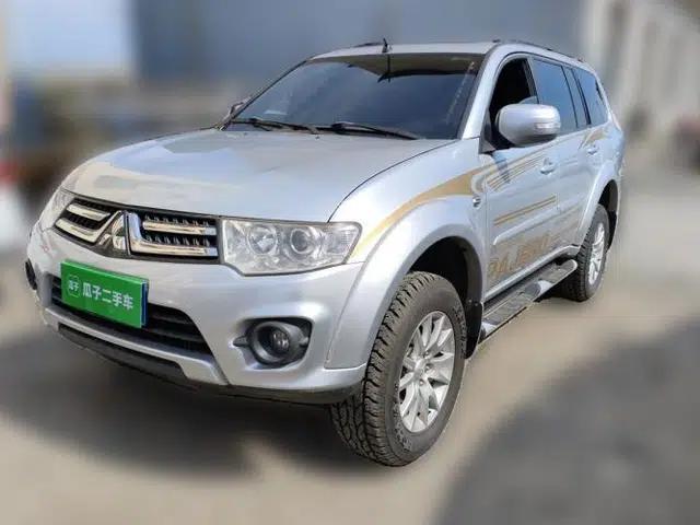 Mitsubishi Pajero Sport 2013 3.0L Automatic Two-Wheel Drive Luxury Edition