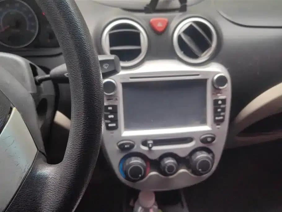 Benben MINI 2012 1.0L IMT Fashion Edition (National V Emission Standard) — миниатюра 13