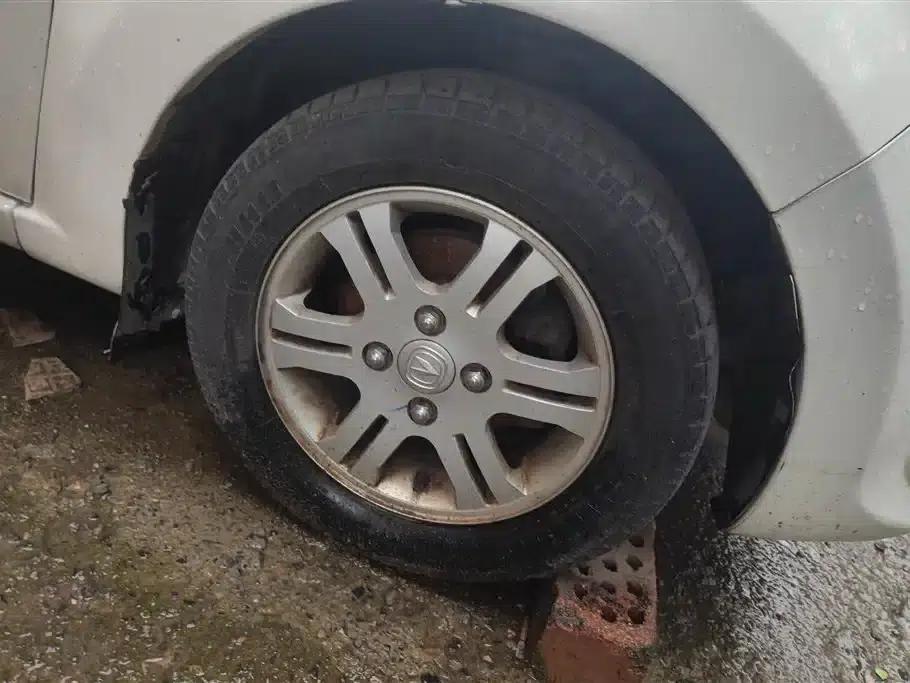 Benben MINI 2012 1.0L IMT Fashion Edition (National V Emission Standard) — миниатюра 6