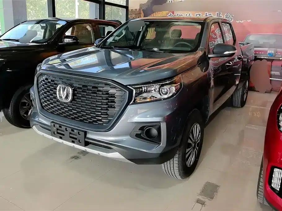 Changan F70 Blue Whale 2023 Model 2.0T Gasoline Automatic Two-Wheel Drive Wealth Creation Edition (Long Wheelbase) — миниатюра 1