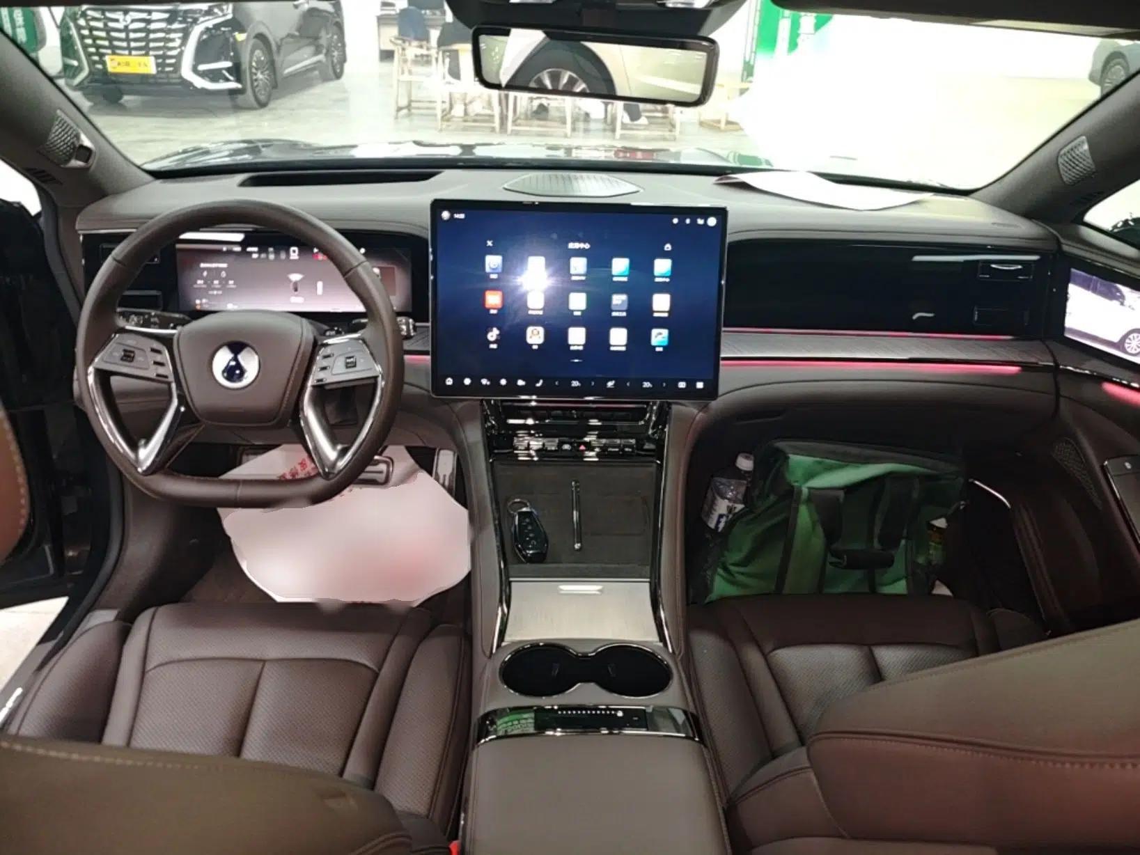 Denza Z9 2024 1100 km All-Wheel-Drive Ultra Version — миниатюра 12
