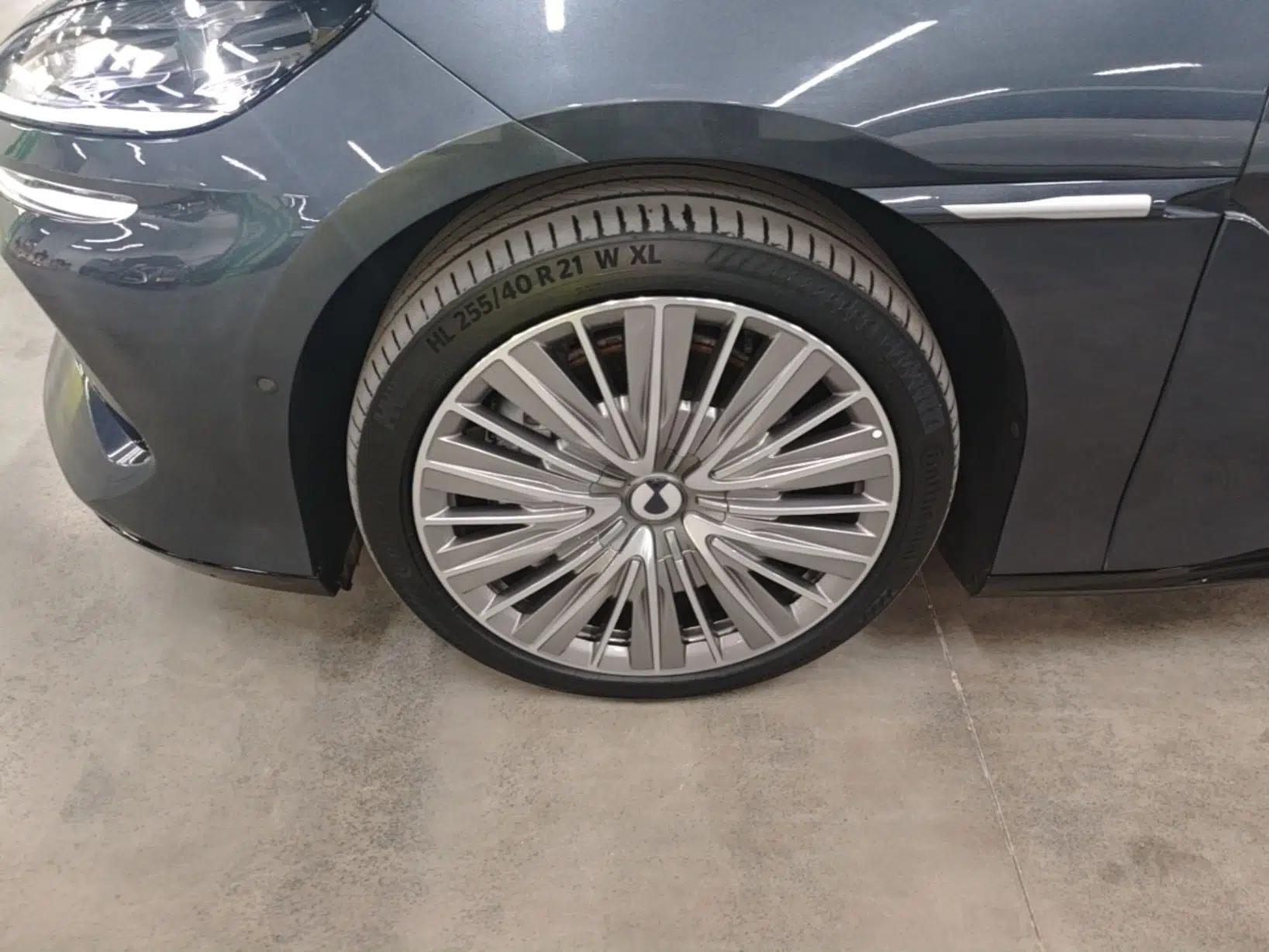 Denza Z9 2024 1100 km All-Wheel-Drive Ultra Version — миниатюра 9