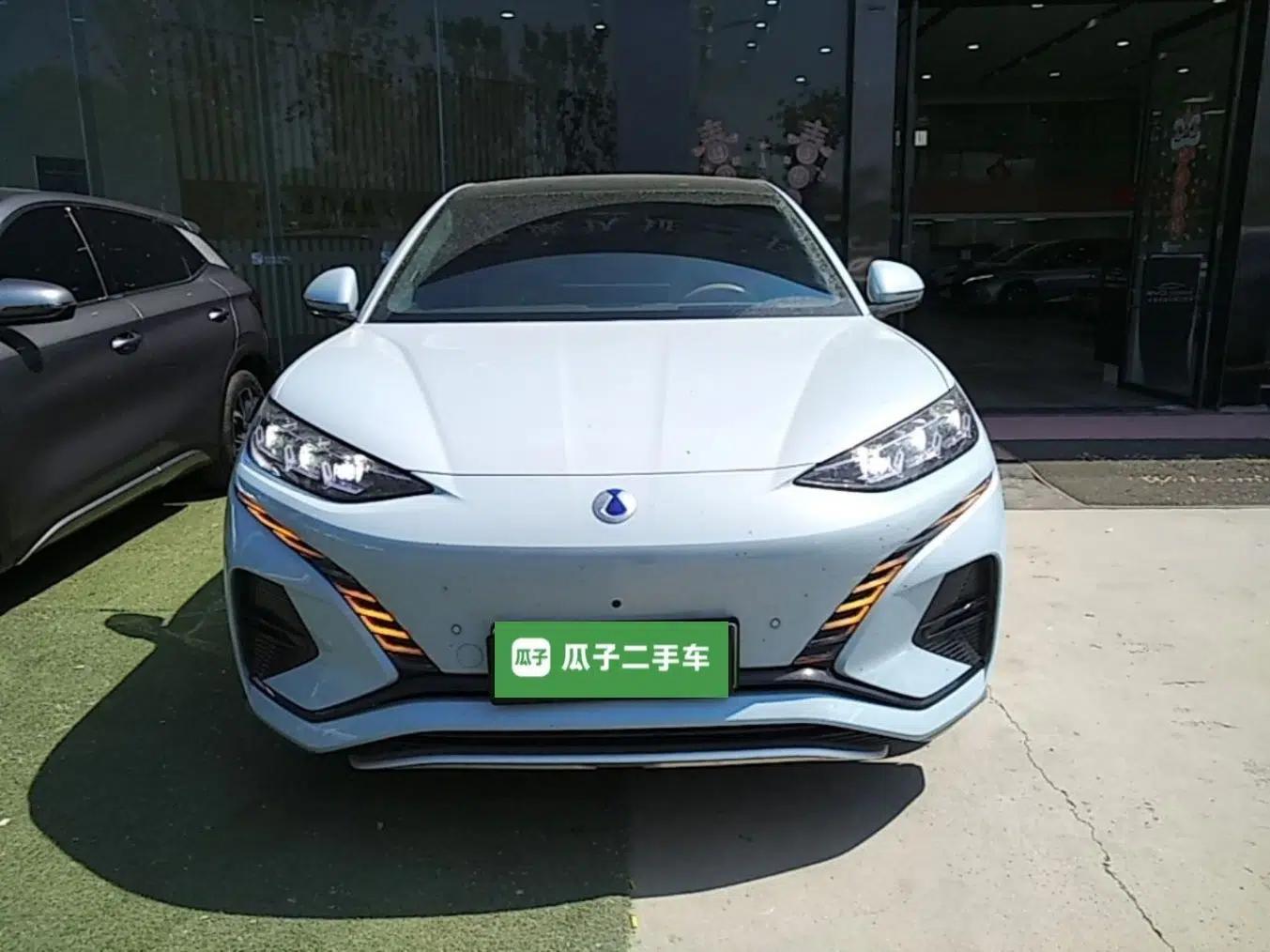 Denza N7 2023 Long-Range Performance Edition — миниатюра 2