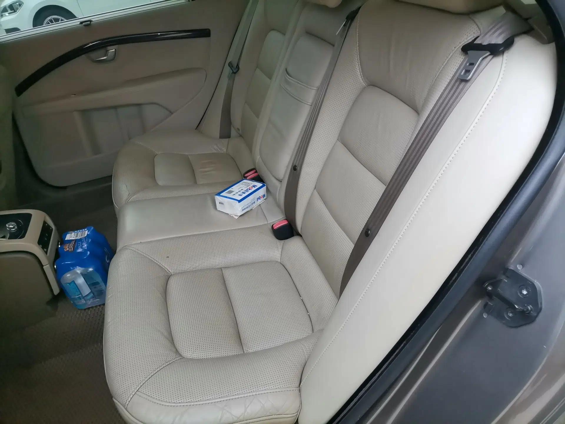 Volvo S80L 2011 2.0T ZhiZun Edition — миниатюра 18