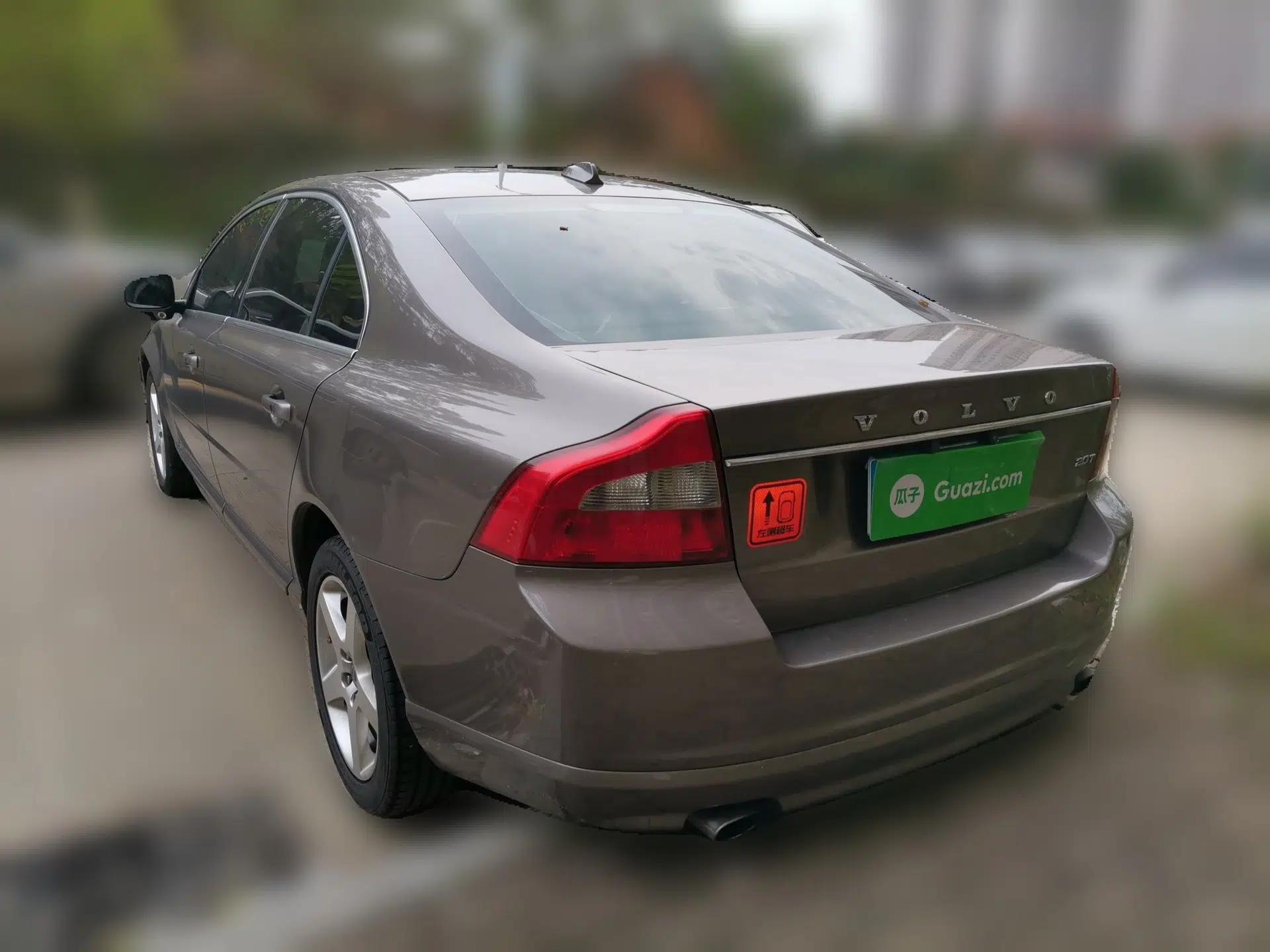 Volvo S80L 2011 2.0T ZhiZun Edition — миниатюра 4