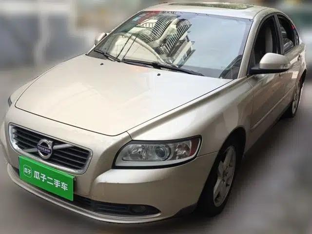 Volvo S40 2011 2.0L Automatic ZhiShang Edition