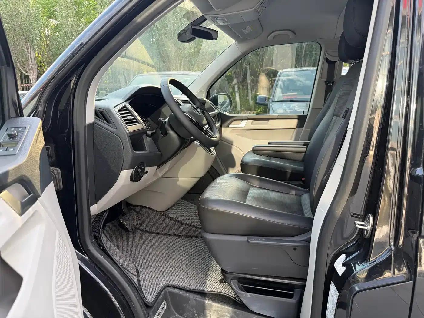 Caravelle 2018 2.0TSI 4WD Luxury 7-Seater — миниатюра 8