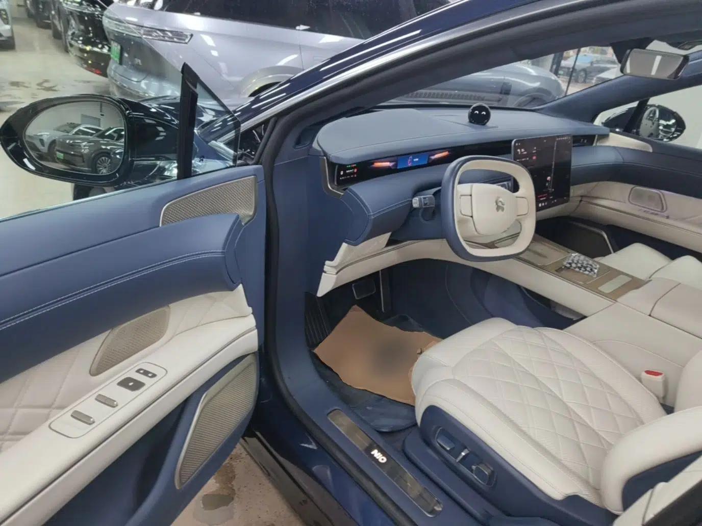 Nio ET9 2025 100kWh Signature Edition — миниатюра 18