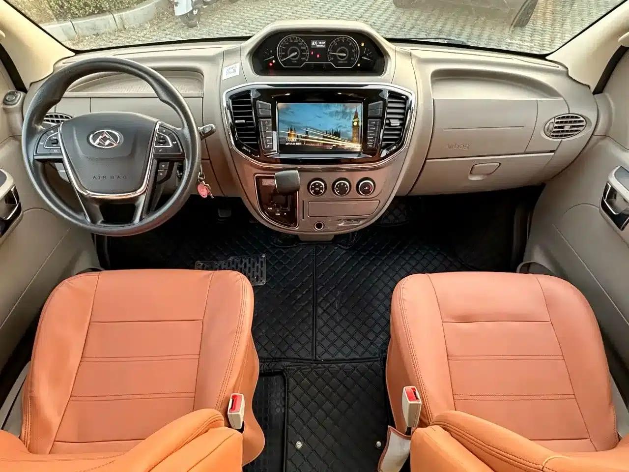 SAIC MAXUS V80 RV, 2019 model, B-type RV, long wheelbase. — миниатюра 3