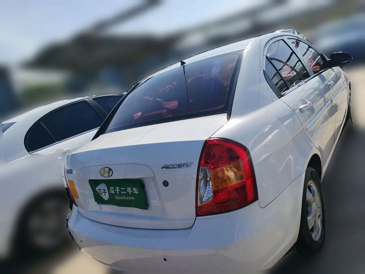 Hyundai Accent 2008 1.4 Automatic Comfort Edition — миниатюра 6