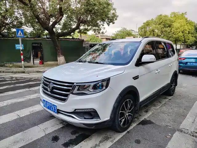Fengxing SX6 2016 1.6L CVT Luxury Edition