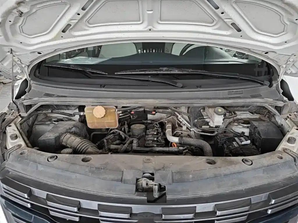 Lingzhi PLUS 2024 1.5T Manual Deluxe 7-Seater — миниатюра 20