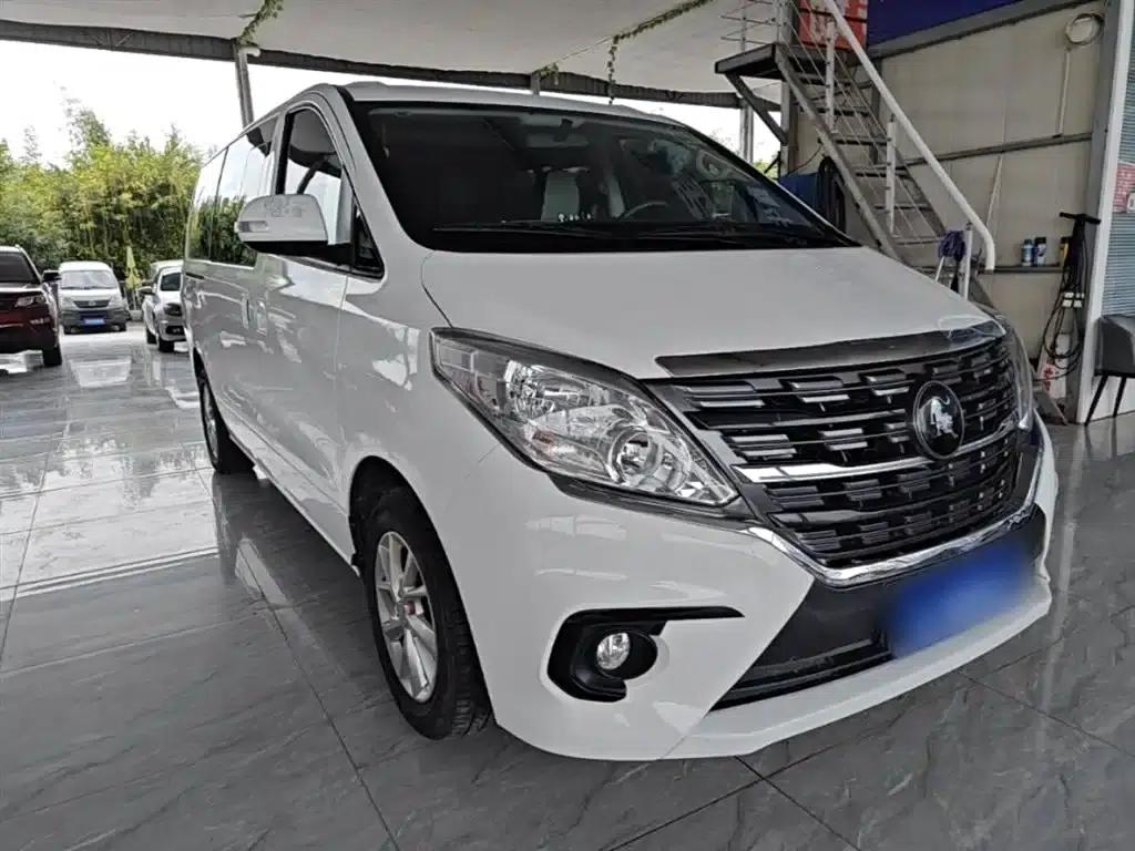 Lingzhi PLUS 2024 1.5T Manual Deluxe 7-Seater — миниатюра 4