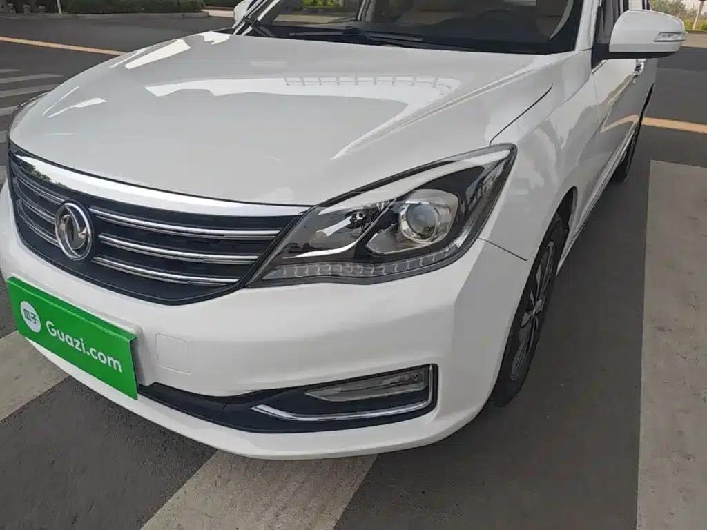 Dongfeng Fengshen A60 2016 Model 1.5L Manual Deluxe Edition — миниатюра 24