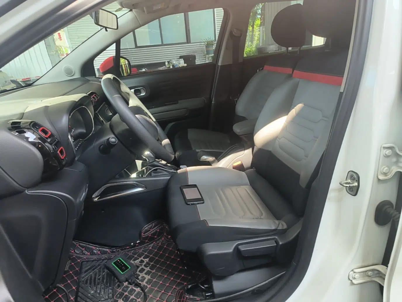 Citroen C4 AIRCROSS Yunyi 2018 350THP Automatic Internet E-Zhi Edition — миниатюра 18