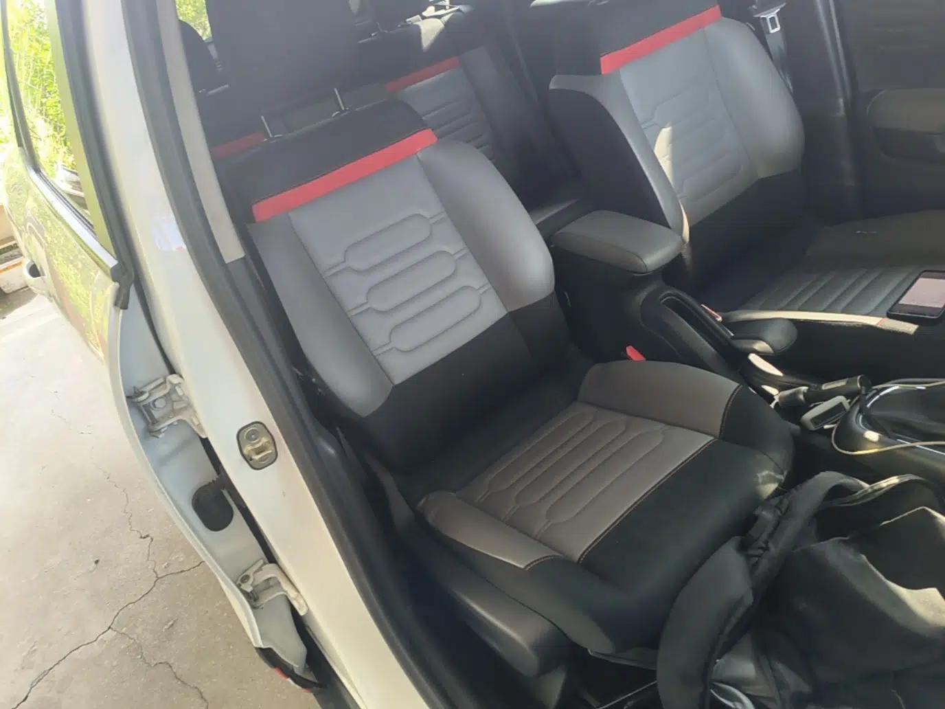 Citroen C4 AIRCROSS Yunyi 2018 350THP Automatic Internet E-Zhi Edition — миниатюра 23