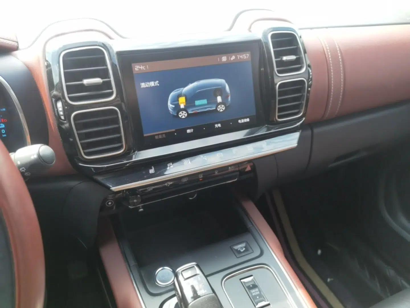 Citroen C5 AIRCROSS New Energy 2020 1.6T Four-Wheel Drive Plug-in Hybrid Luxury Model — миниатюра 16