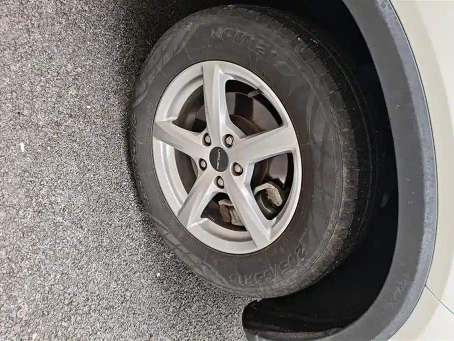 Fengguang 500 2022 Model 1.5L CVT Enjoyment Edition — миниатюра 6