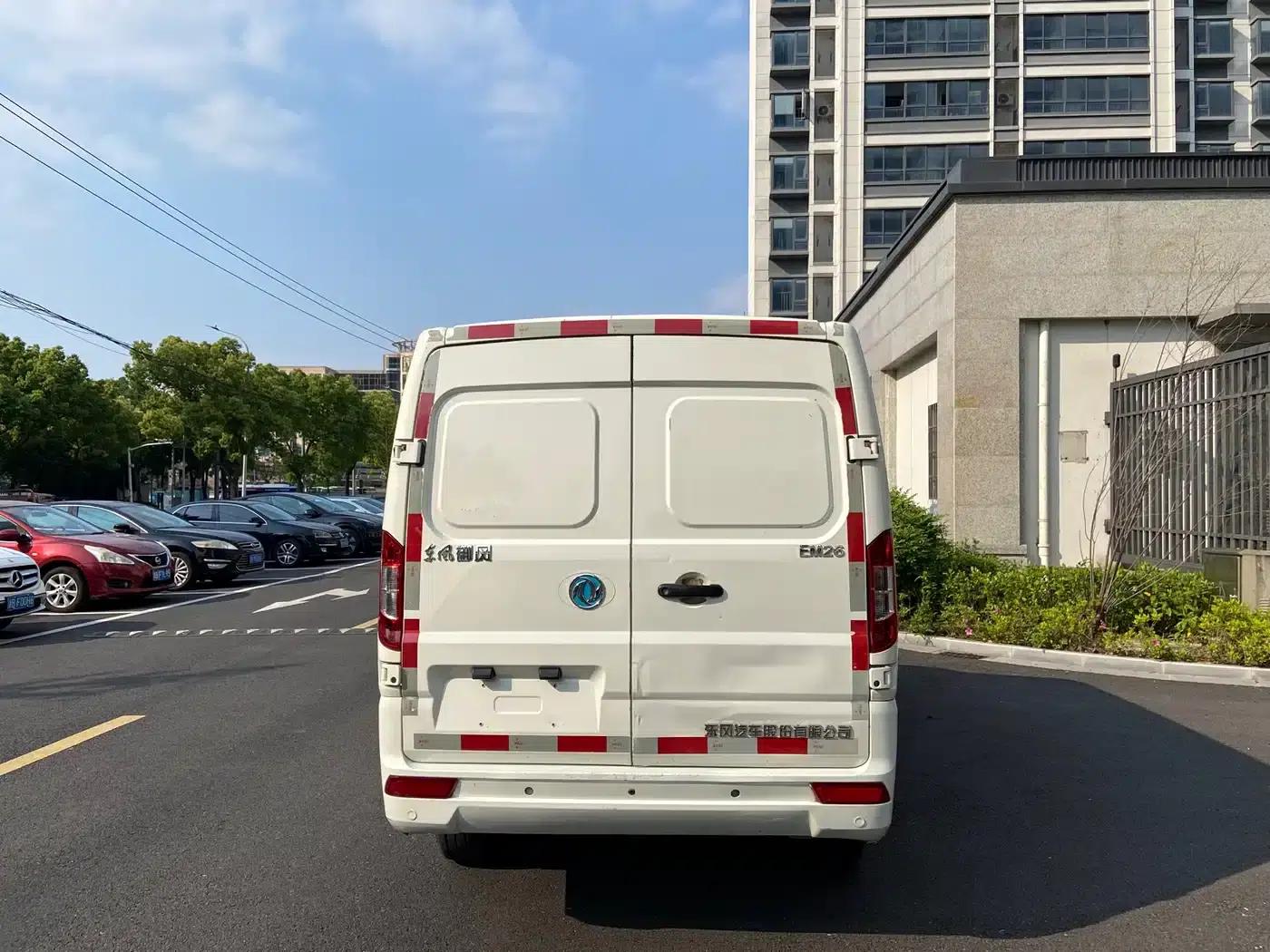 Yufeng EM26 2023 Standard Edition 41.472kWh Henan Lithium Power — миниатюра 5