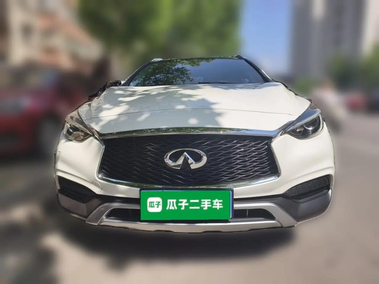 Infiniti QX30 2017 2.0T Four-Wheel Drive Fashion Edition — миниатюра 2