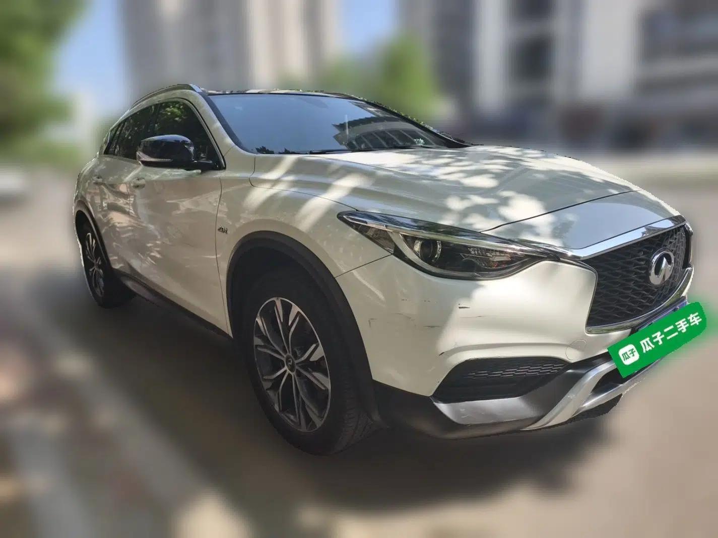 Infiniti QX30 2017 2.0T Four-Wheel Drive Fashion Edition — миниатюра 3