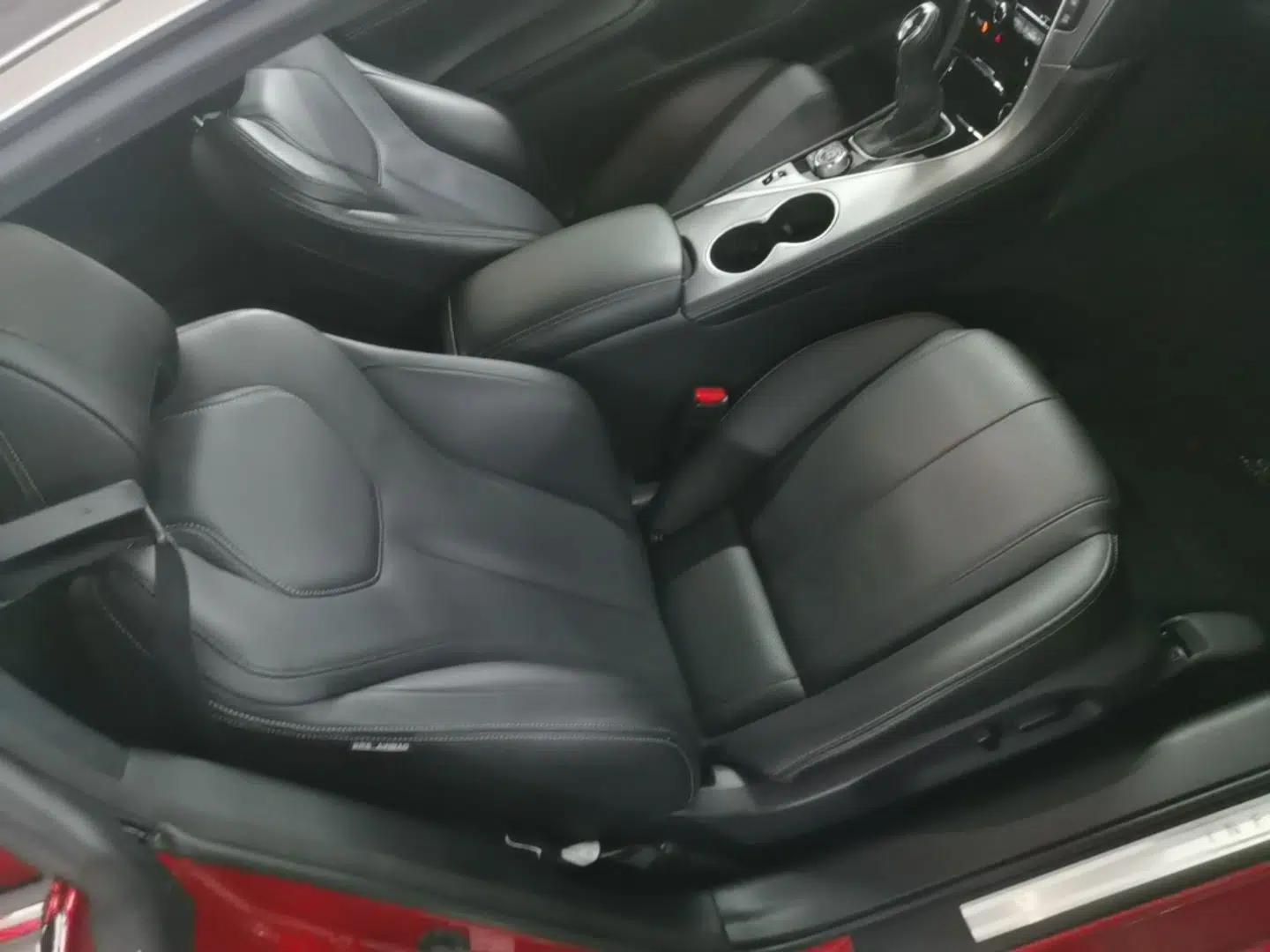Infiniti Q60 2019 2.0T Luxury Edition — миниатюра 23