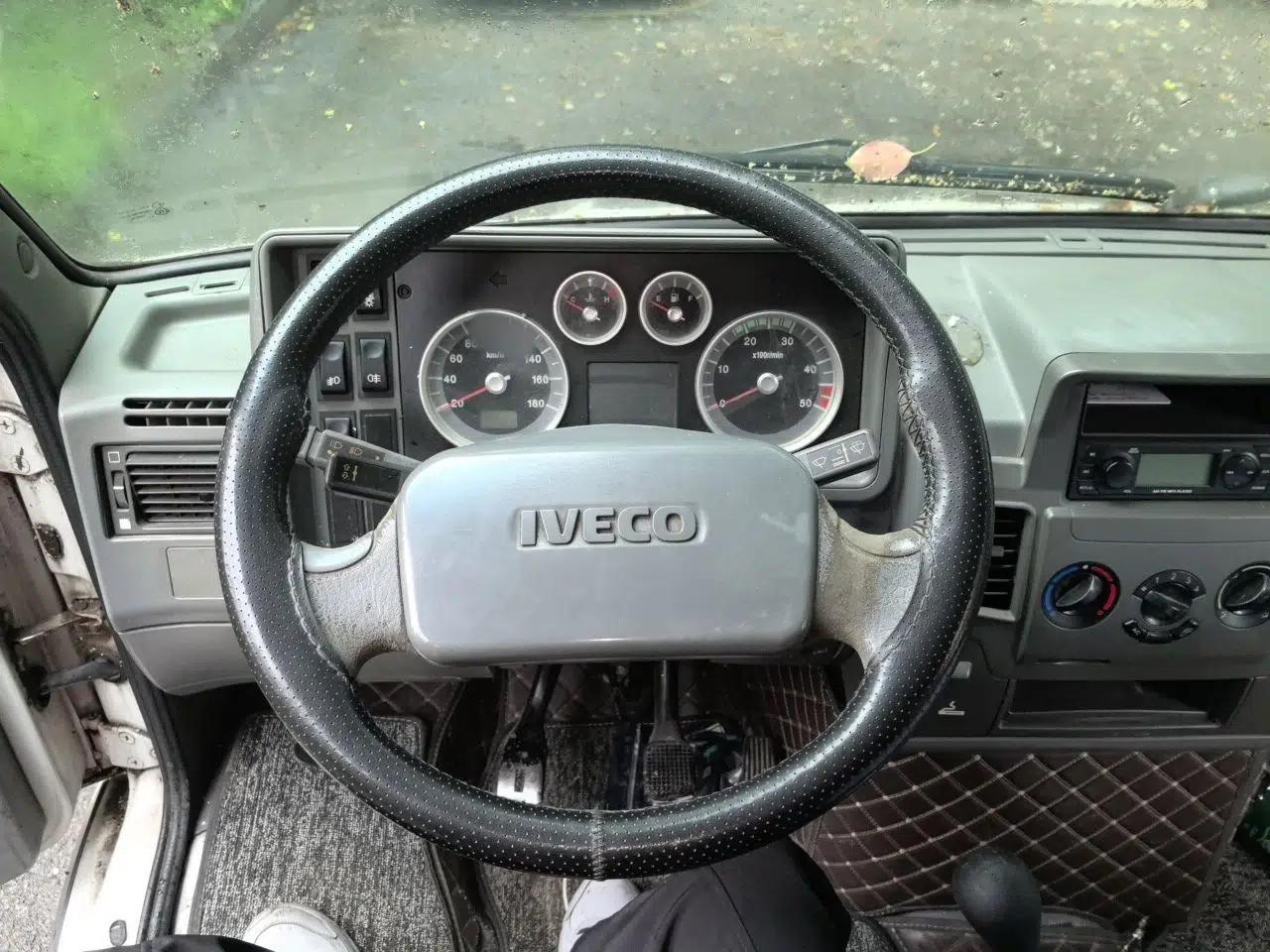 Iveco Daily 2014 2.8T-V35 NJ5044XXYQZA43S4 — миниатюра 11