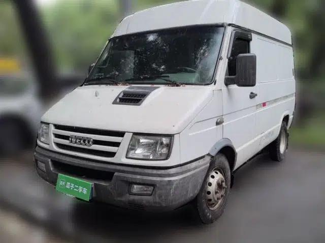 Iveco Daily 2014 2.8T-V35 NJ5044XXYQZA43S4