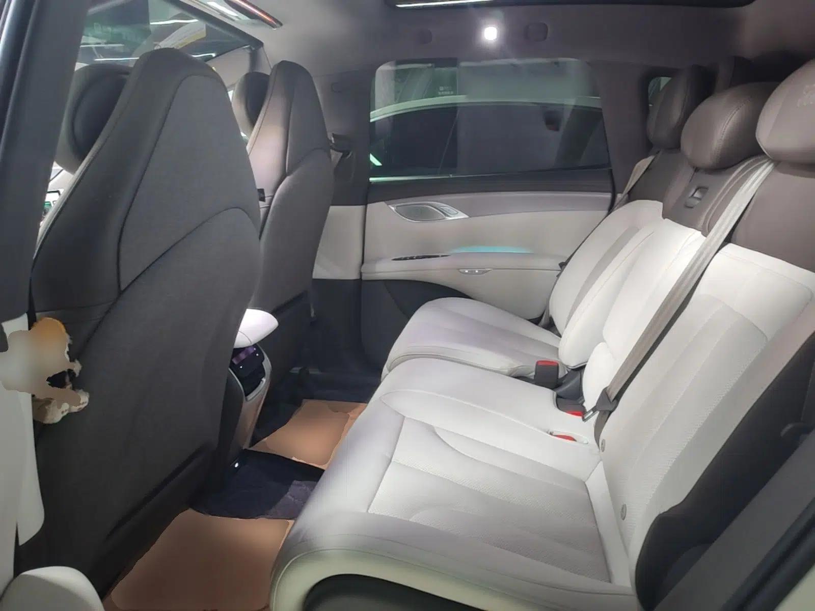 IM LS7 2023 90 kWh Elite Rear-Drive Version — миниатюра 20