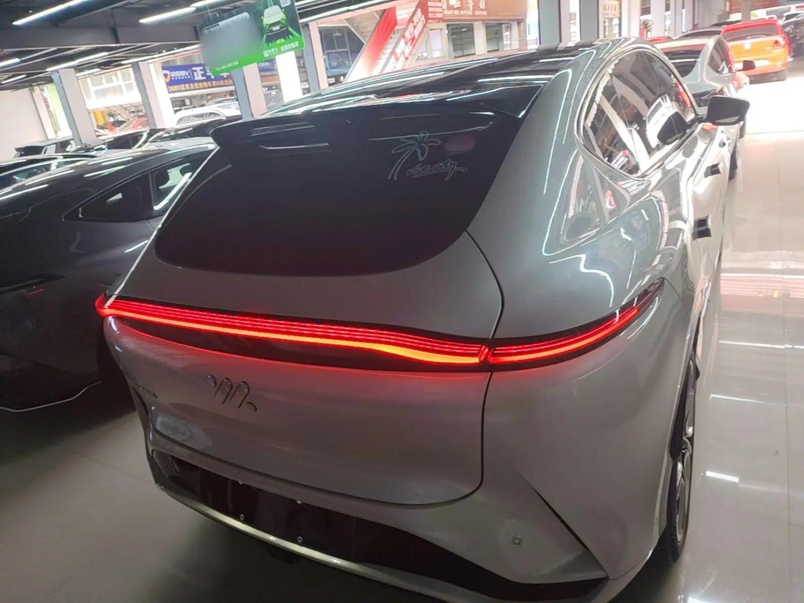 IM LS7 2023 90 kWh Elite Rear-Drive Version — миниатюра 5