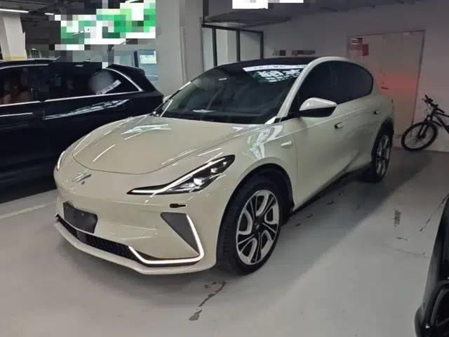 IM LS7 2023 90 kWh Elite Rear-Drive Version