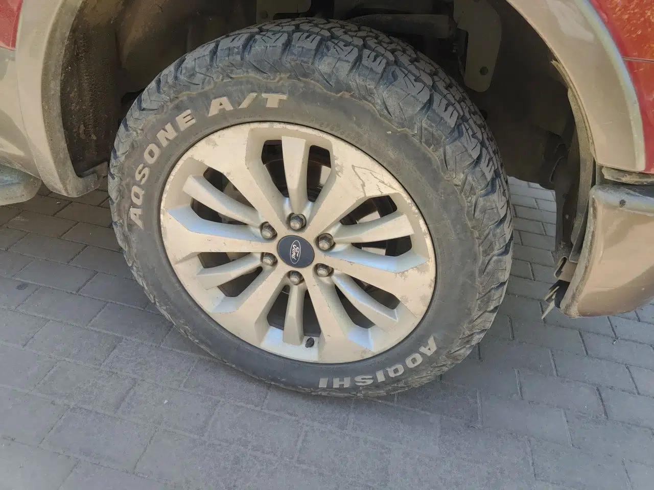 Ford F-150  — миниатюра 8
