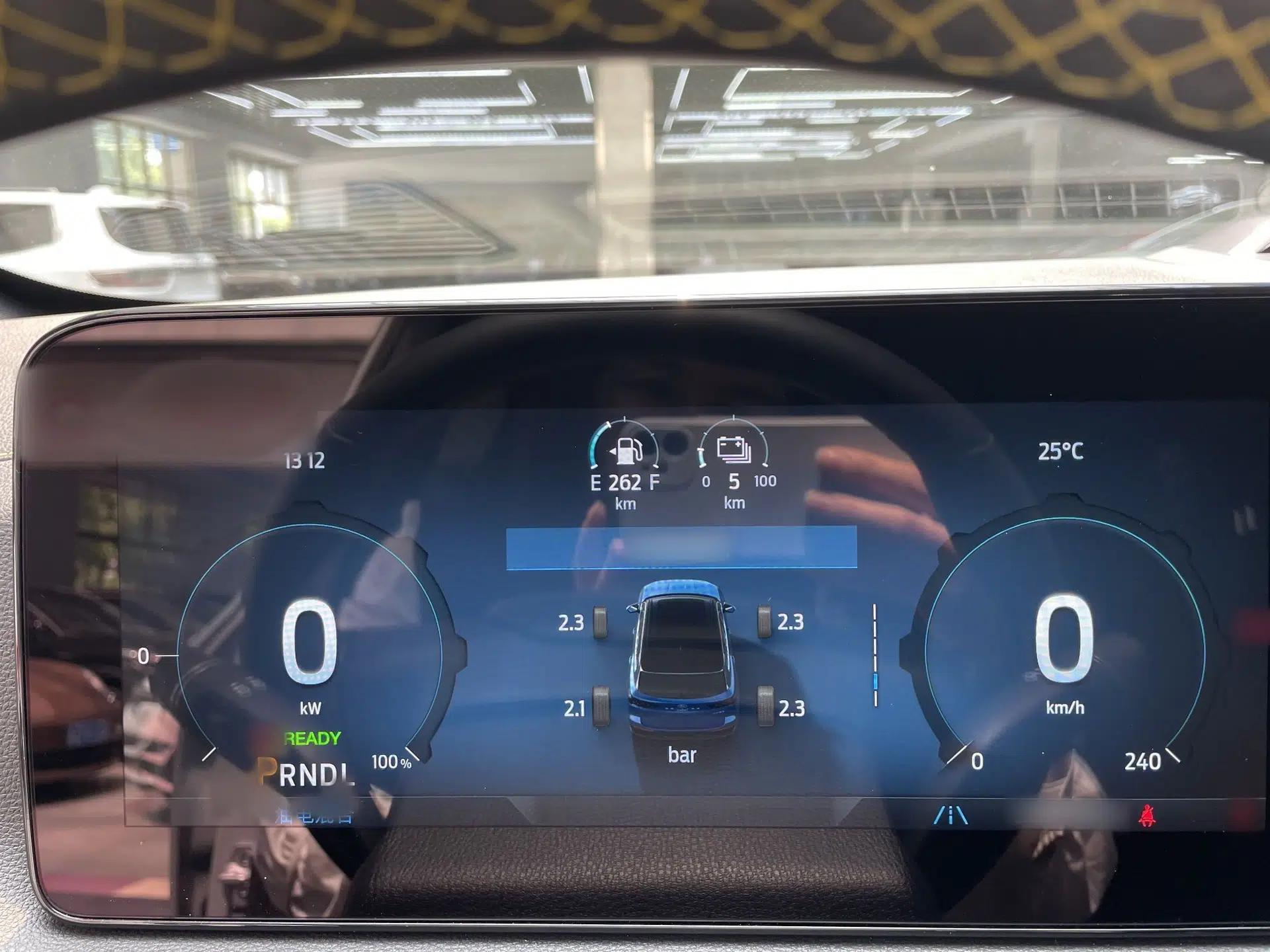 Ford Equator Sport New Energy 2025 Luxury Plus Version — миниатюра 11
