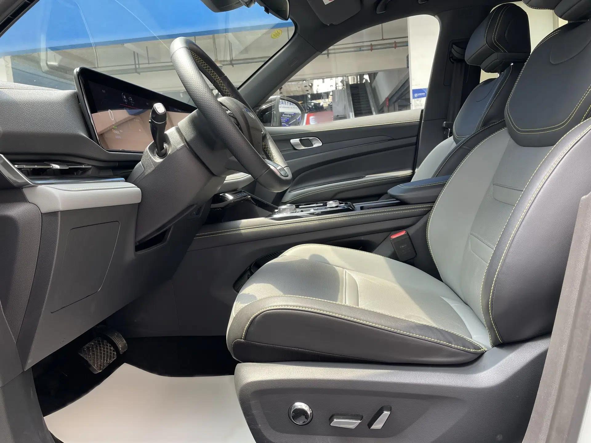 Ford Equator Sport New Energy 2025 Luxury Plus Version — миниатюра 14