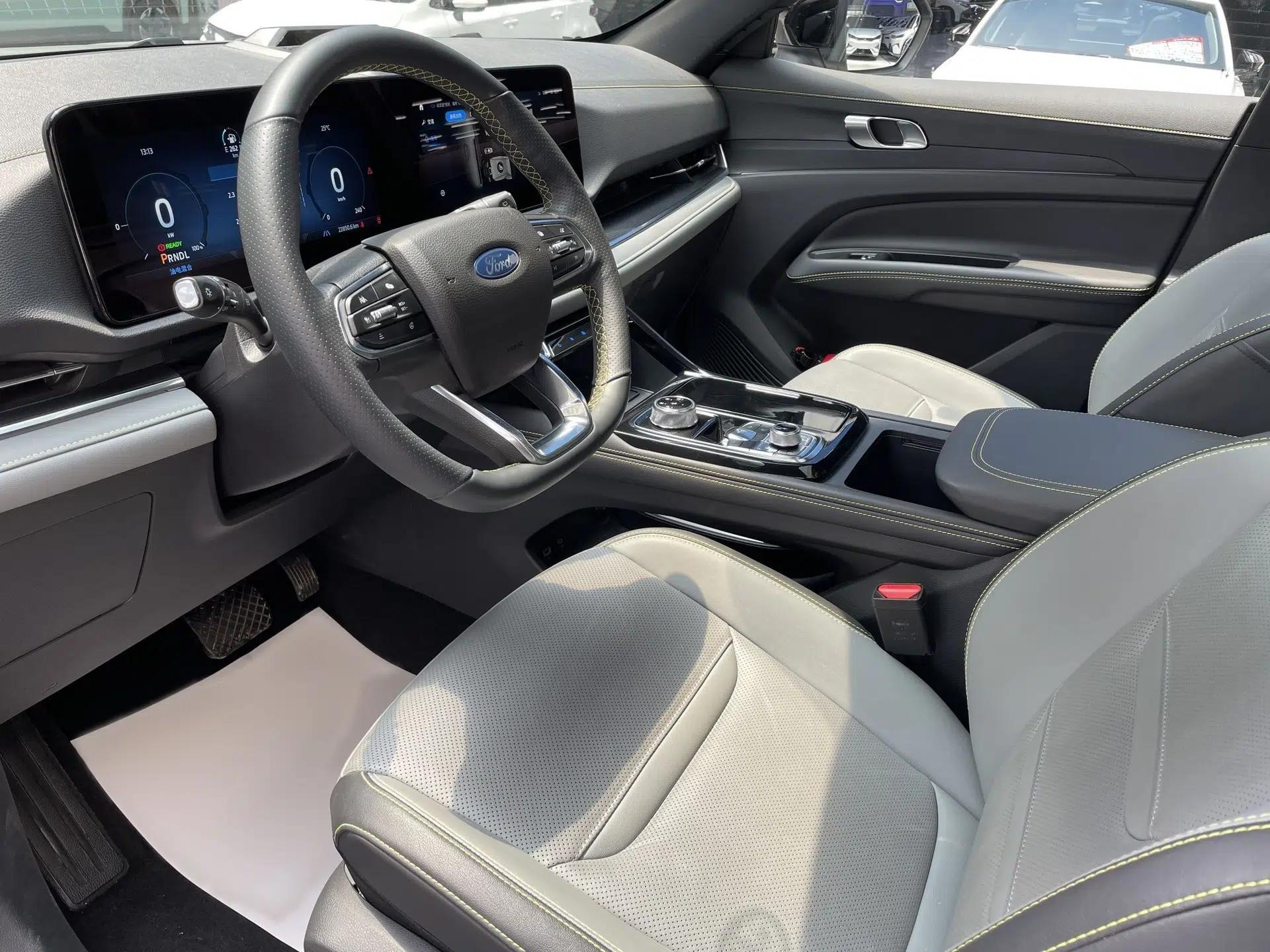 Ford Equator Sport New Energy 2025 Luxury Plus Version — миниатюра 17