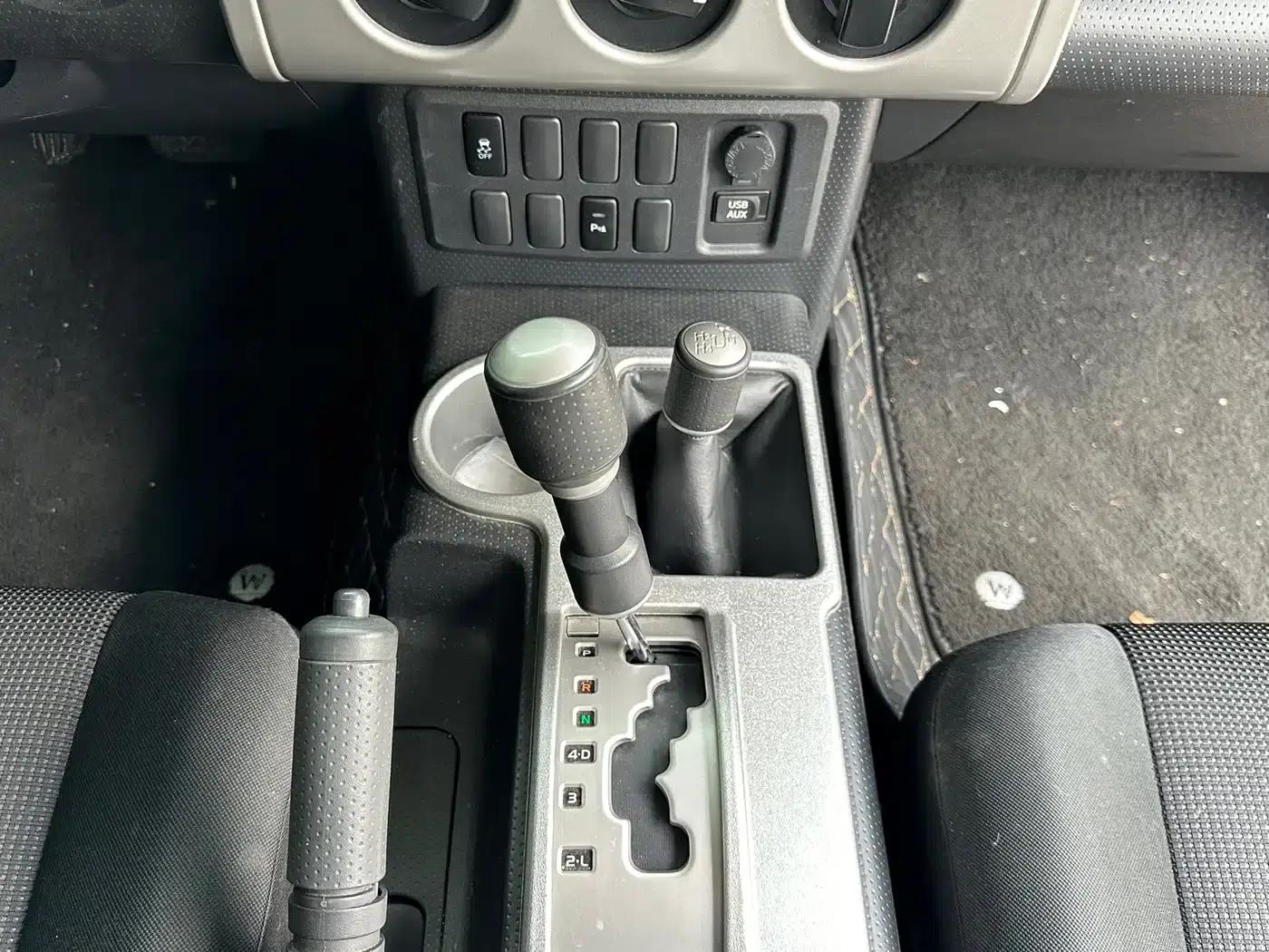 2019 FJ Cruiser 4.0L Middle East Edition — миниатюра 13
