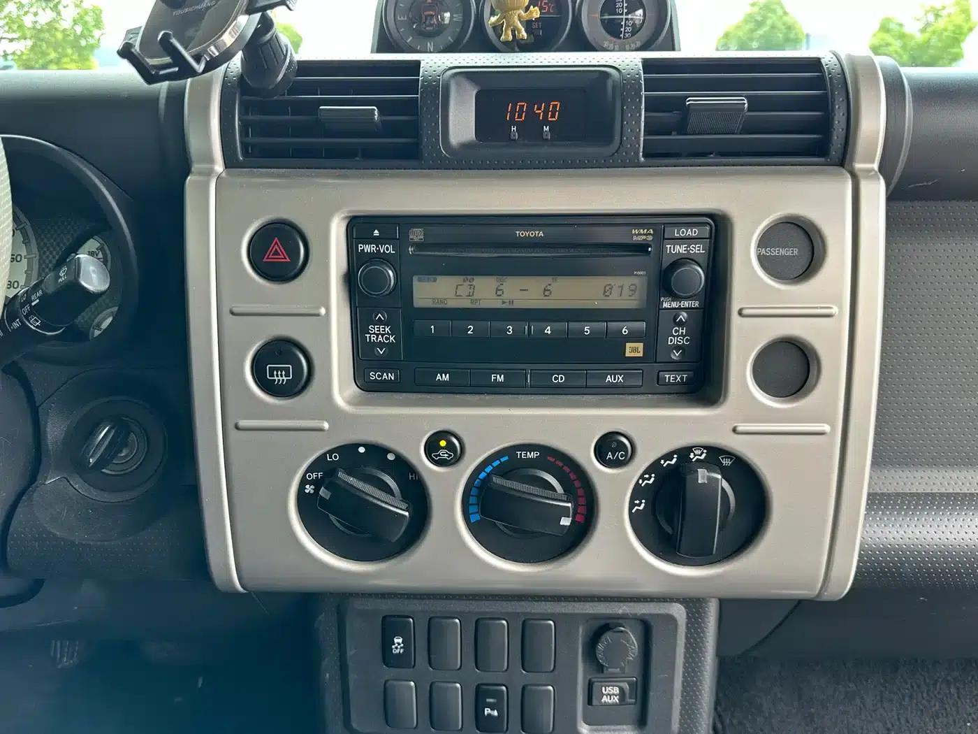 2019 FJ Cruiser 4.0L Middle East Edition — миниатюра 14