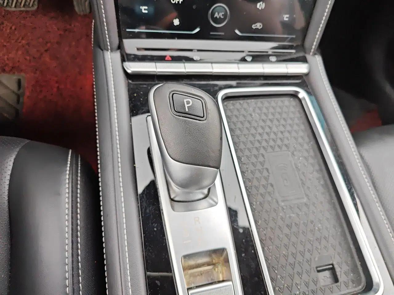 Venucia Star 2020 260T Automatic 48V Mild Hybrid Turbocharged Star Edition — миниатюра 15