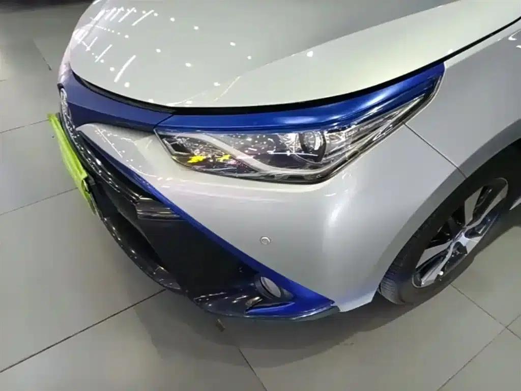 Levin Hybrid E+ 2019 1.8PH GS E-CVT Elite Sunroof Edition — миниатюра 24