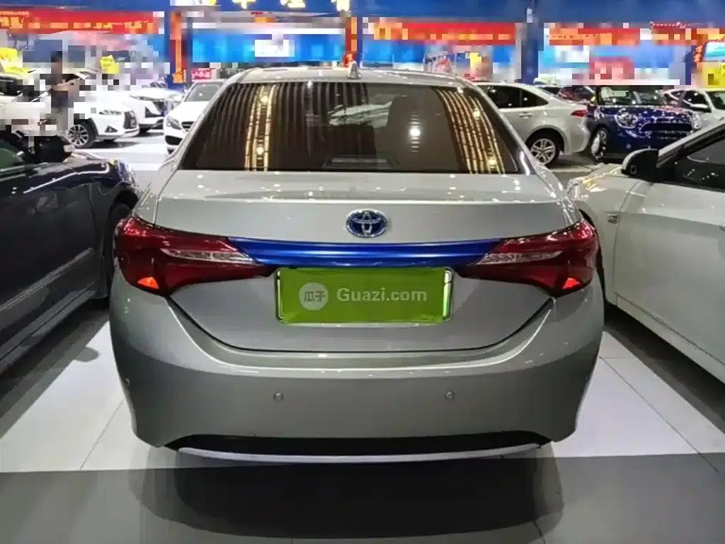 Levin Hybrid E+ 2019 1.8PH GS E-CVT Elite Sunroof Edition — миниатюра 6