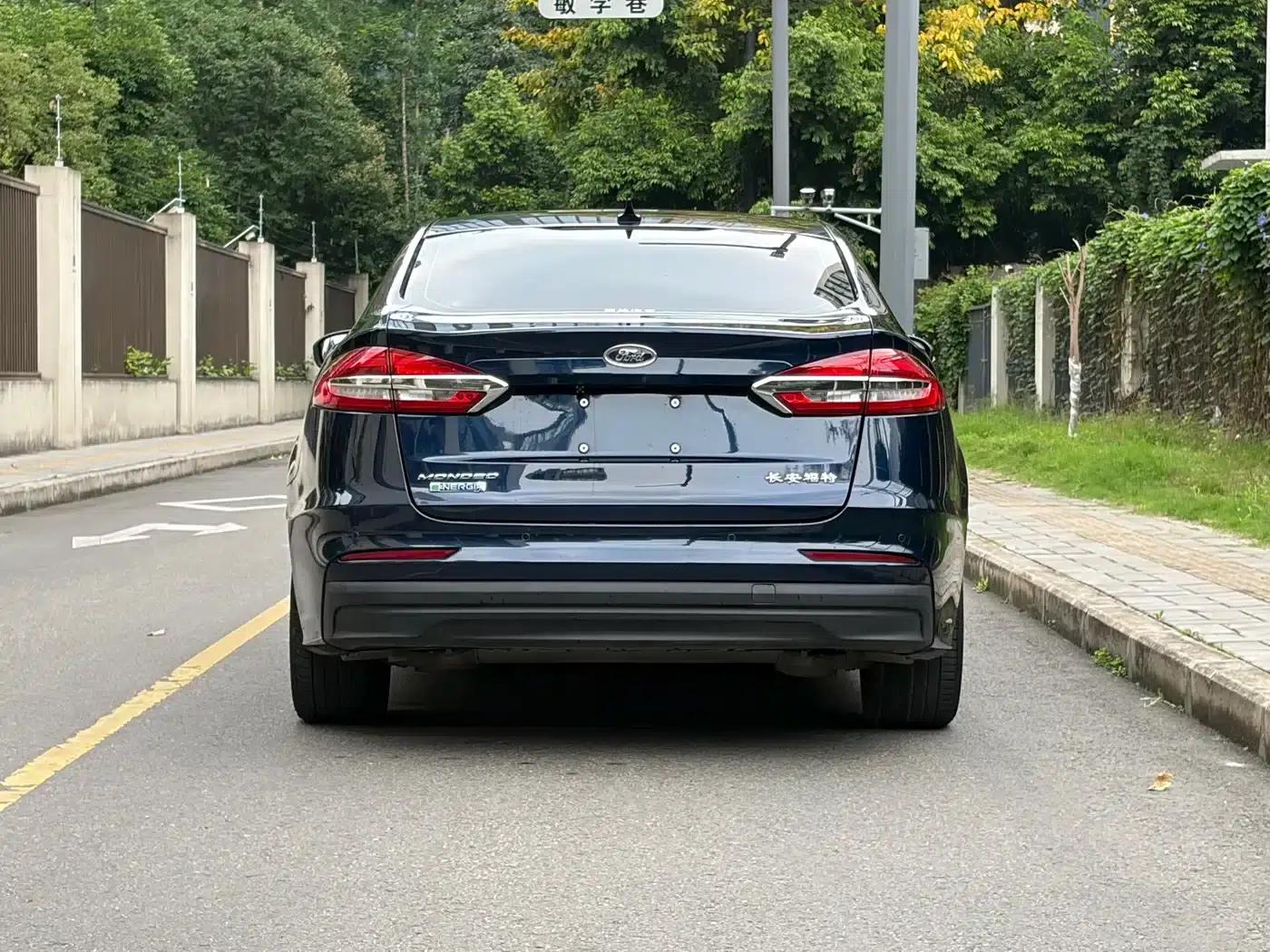 Mondeo PHEV 2018 2.0 PHEV Intelligent Control Fashion Model (National VI Emission Standard) — миниатюра 14