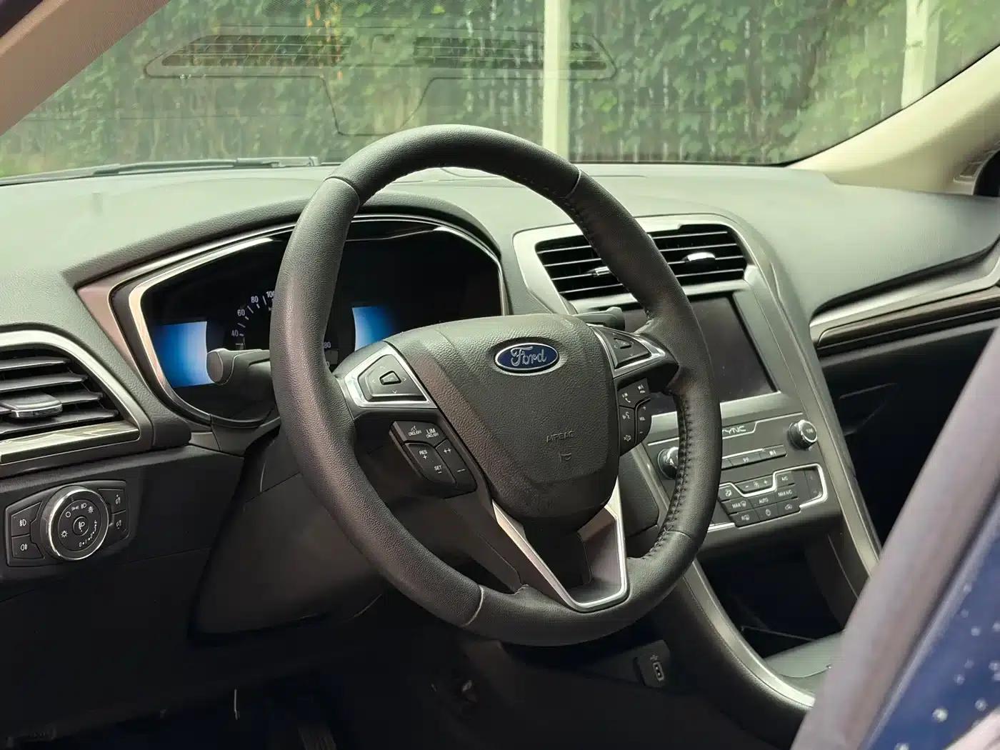 Mondeo PHEV 2018 2.0 PHEV Intelligent Control Fashion Model (National VI Emission Standard) — миниатюра 18