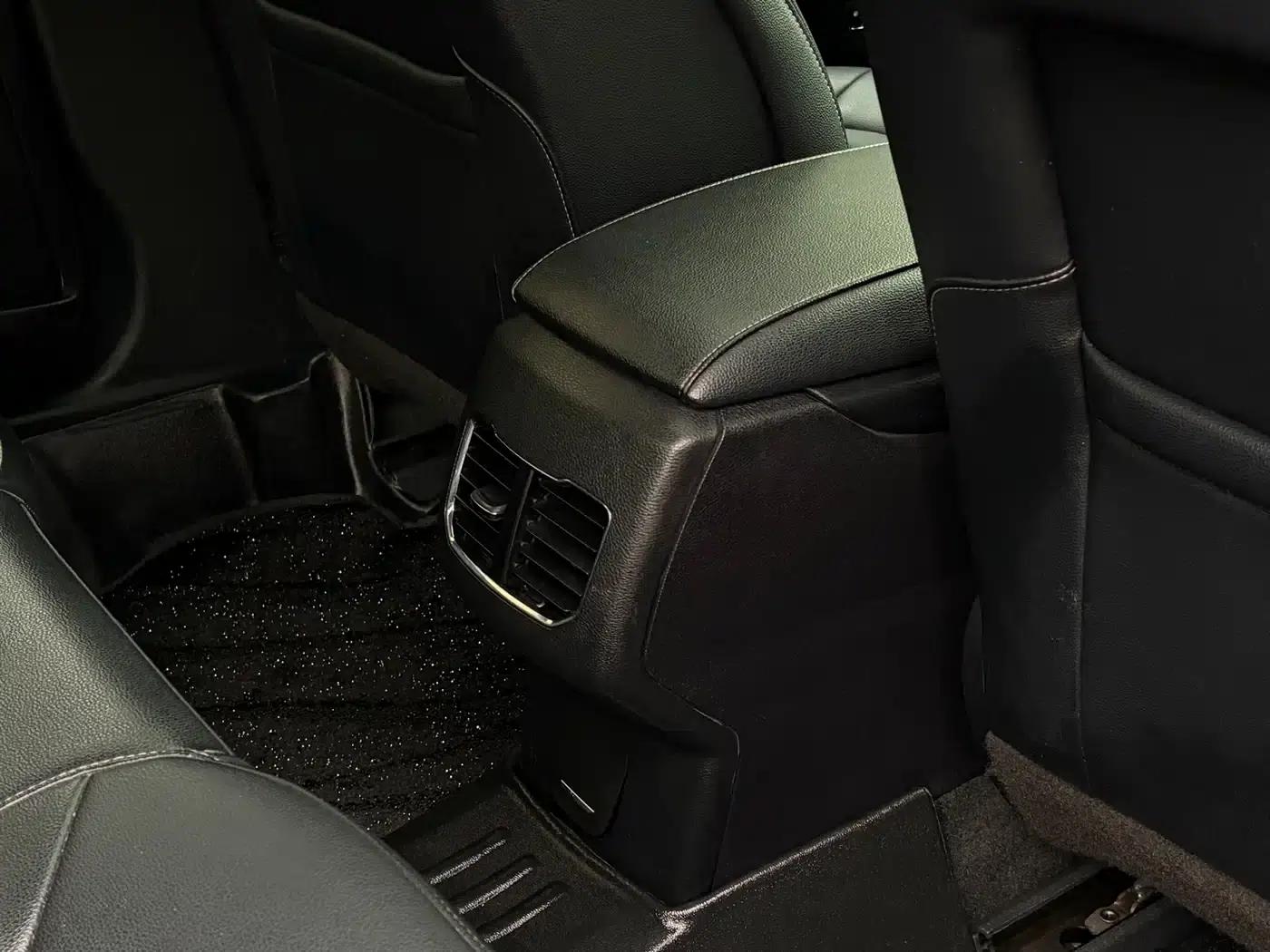 Mondeo PHEV 2018 2.0 PHEV Intelligent Control Fashion Model (National VI Emission Standard) — миниатюра 20