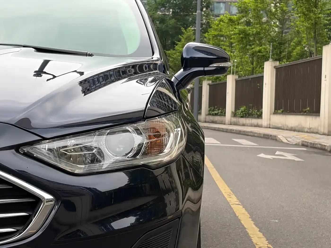 Mondeo PHEV 2018 2.0 PHEV Intelligent Control Fashion Model (National VI Emission Standard) — миниатюра 3