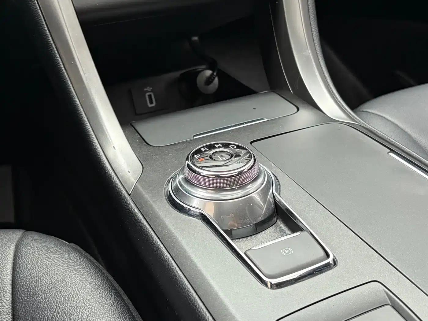 Mondeo PHEV 2018 2.0 PHEV Intelligent Control Fashion Model (National VI Emission Standard) — миниатюра 10