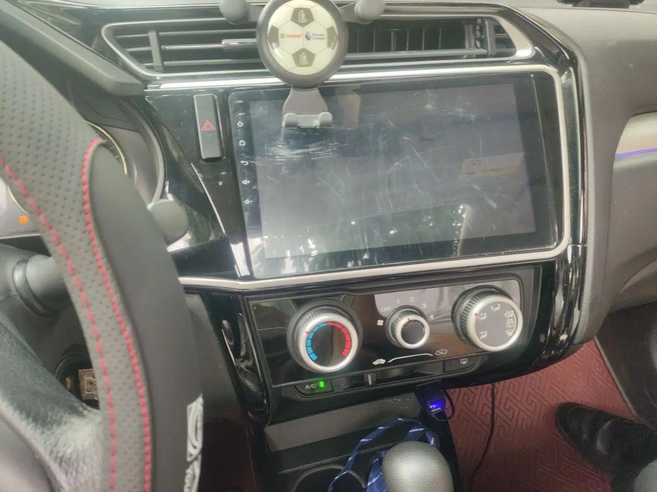 Honda Gienia 2017 1.5L CVT Comfort Version — миниатюра 14