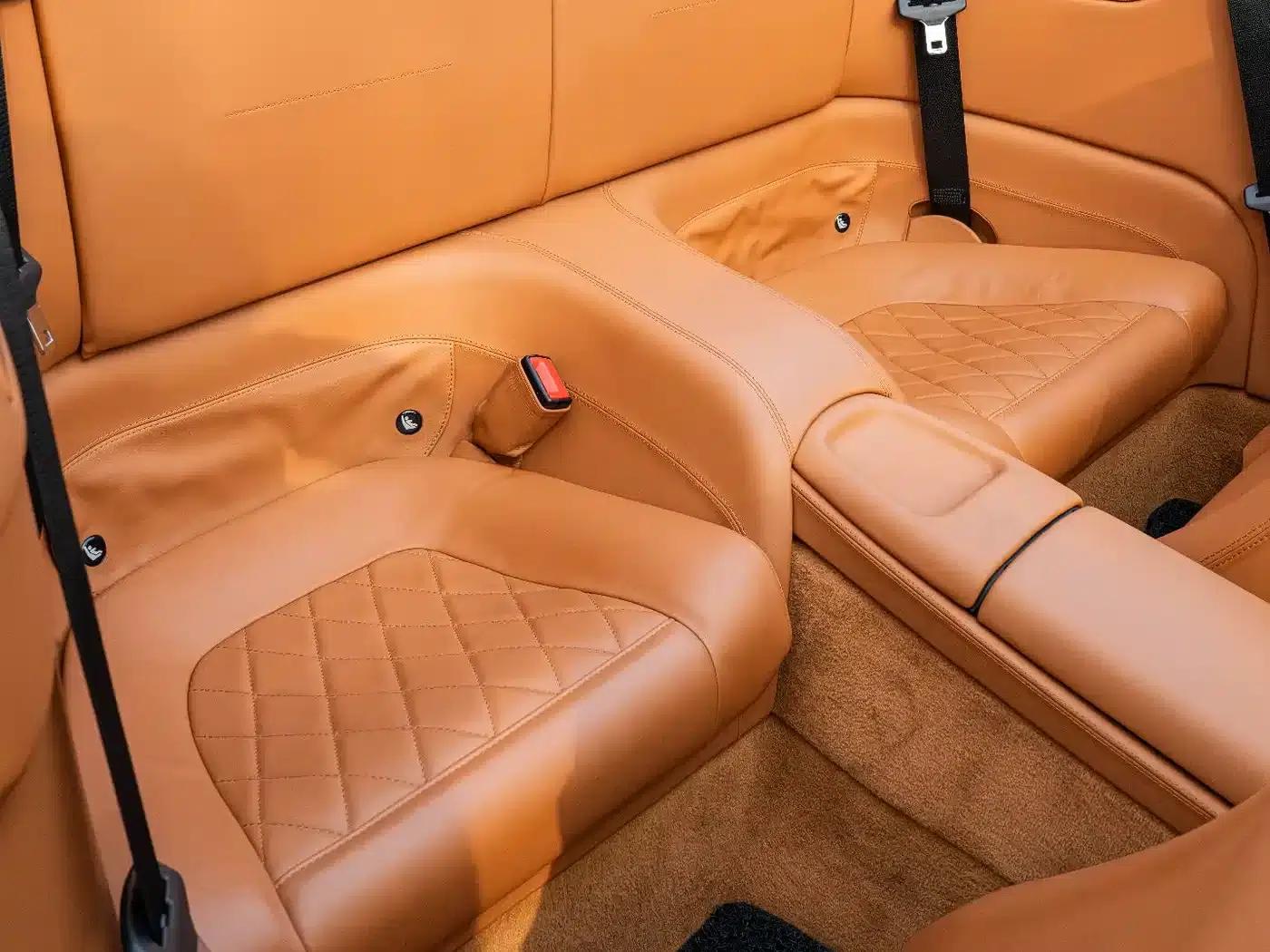 California T 2012 4.3L Standard Model — миниатюра 21