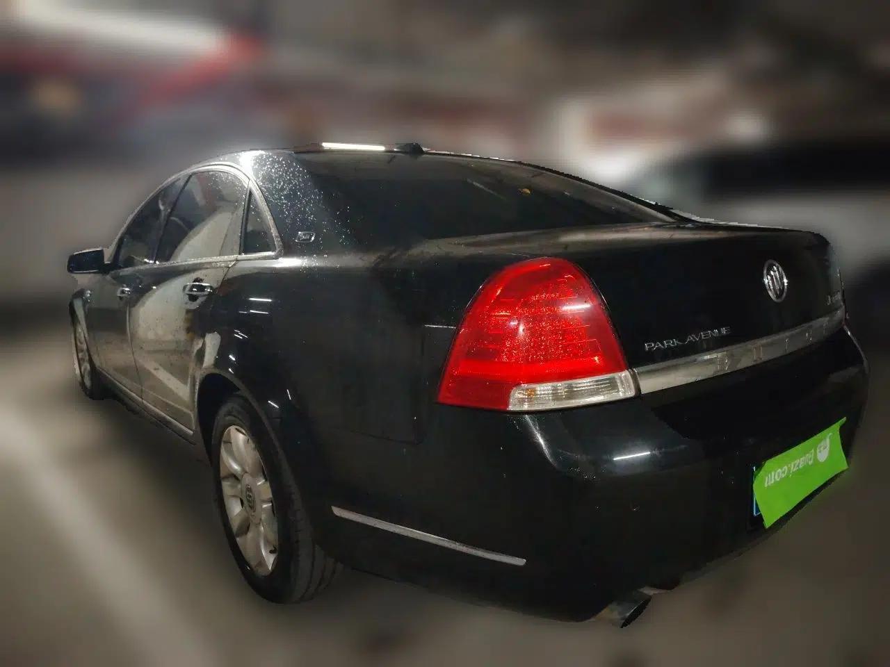 Buick Park Avenue 2011 Bao'ao Forum Commemorative Edition — миниатюра 4