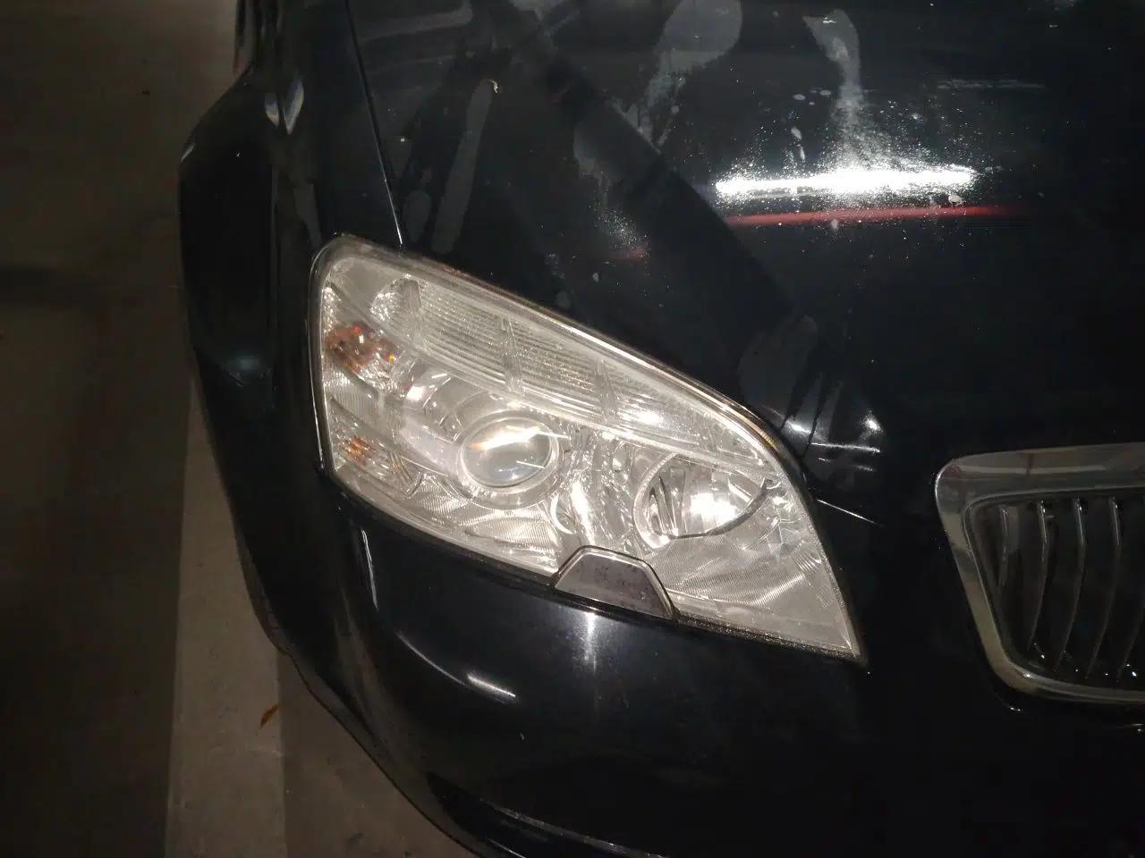 Buick Park Avenue 2011 Bao'ao Forum Commemorative Edition — миниатюра 7